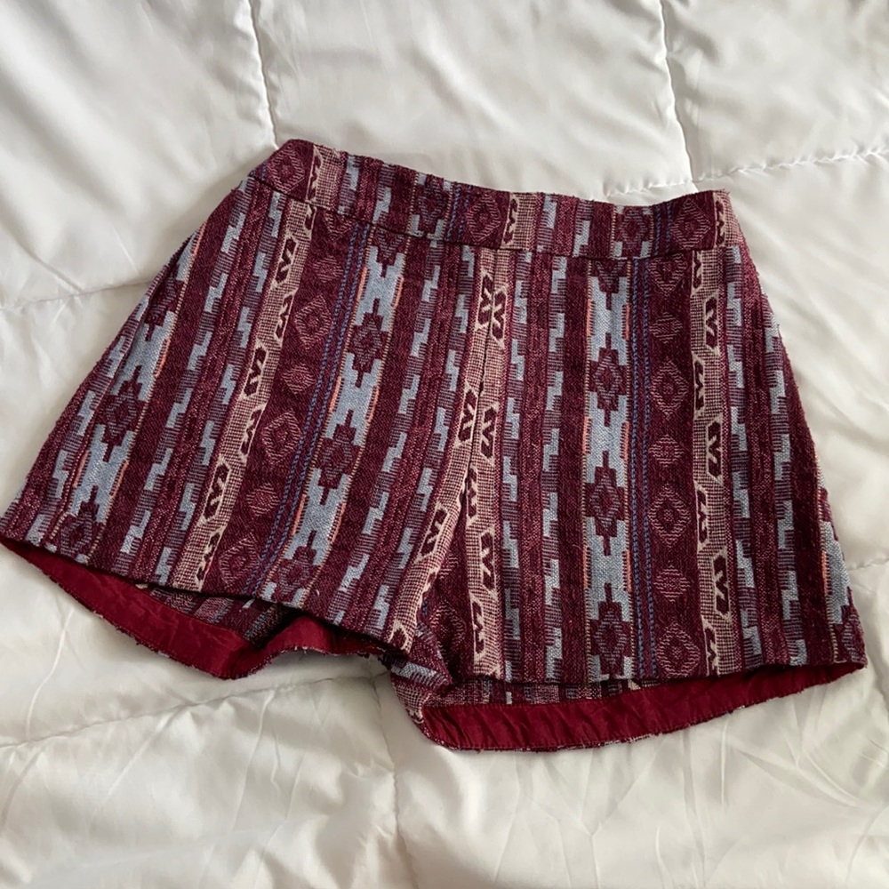 Aztec Pattern High Rise Shorts